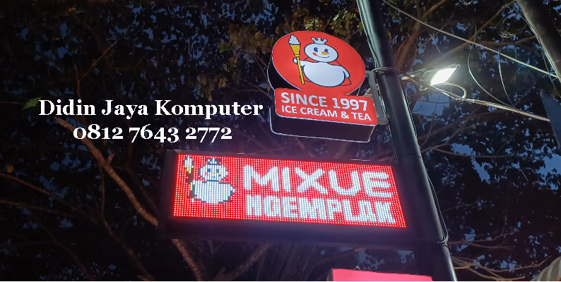 <p>Pemasangan running text led RGB bolak-balik ukuran 36x100cm&nbsp;untuk&nbsp;&nbsp;Mixue Ngemplak Tulungagung. Tampilan running text RGB sangat cantik dan lebih menarik. Harga running text terjangkau dan murah. Running text jenis outdoor tahan air hujan dan panas matahari. Frame running text anti karat.</p>
